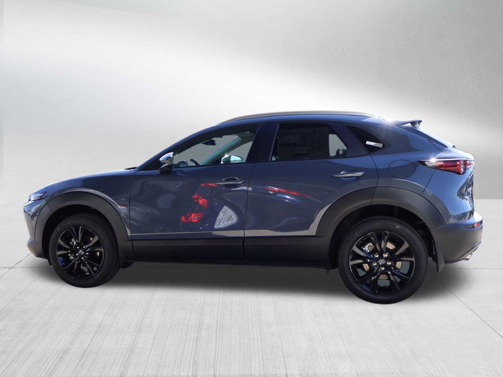 2026 Mazda CX-30 2.5 S Carbon photo 4