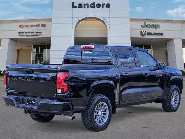 2024 Chevrolet Colorado LT photo 4