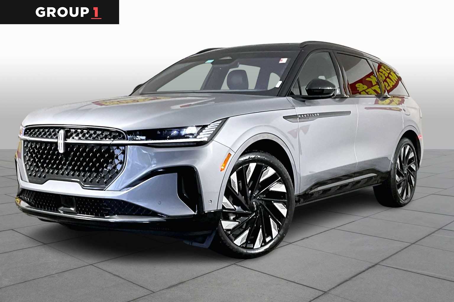 2024 Lincoln Nautilus Reserve's photo