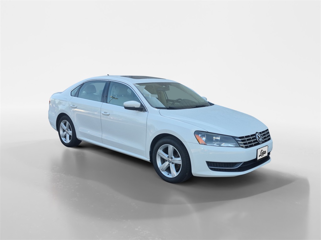 Used 2013 Volkswagen Passat SE with VIN 1VWBN7A33DC109338 for sale in O'Fallon, MO