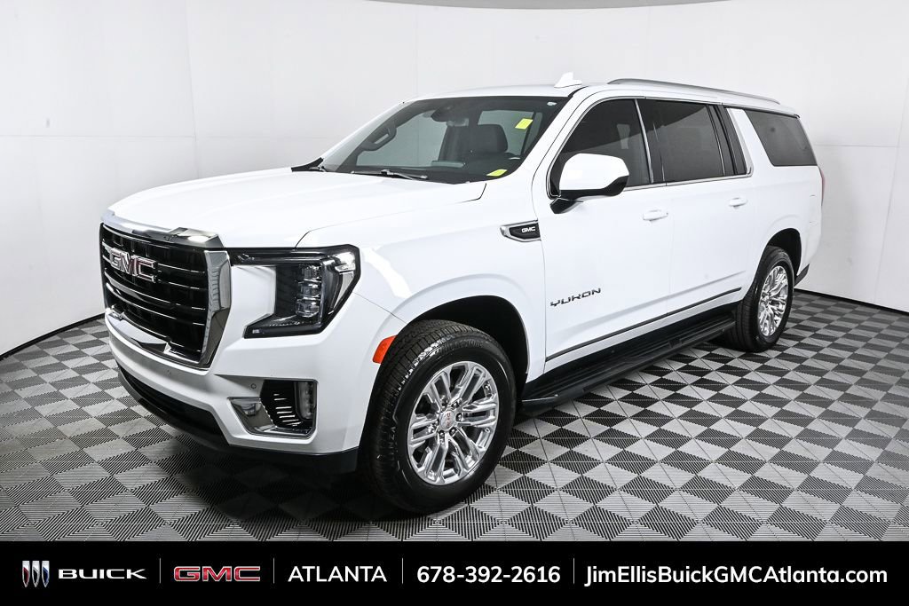 2022 GMC Yukon XL SLE's photo