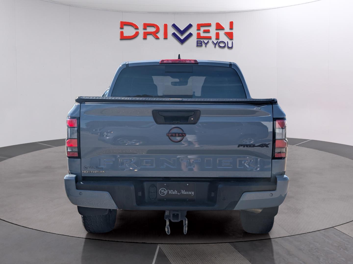 2023 Nissan Frontier PRO-4X photo 4