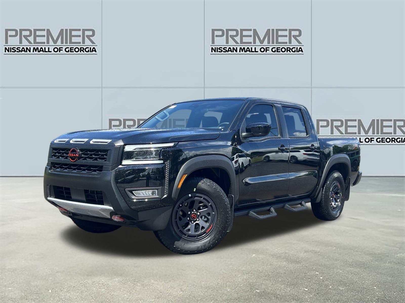 2025 Nissan Frontier PRO-X photo 4