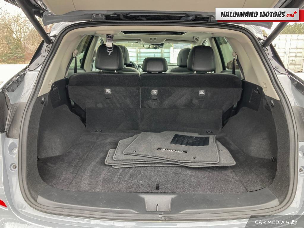 Used 2024 Gray Nissan SL MIDNIGHT image 15