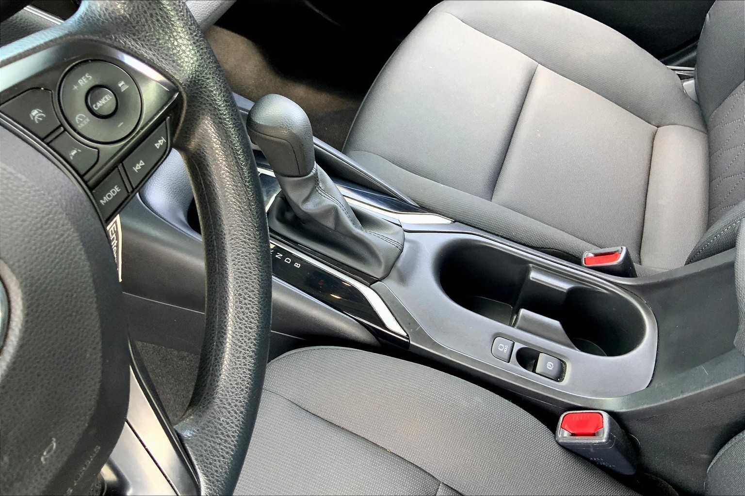 2024 Toyota Corolla LE photo 15