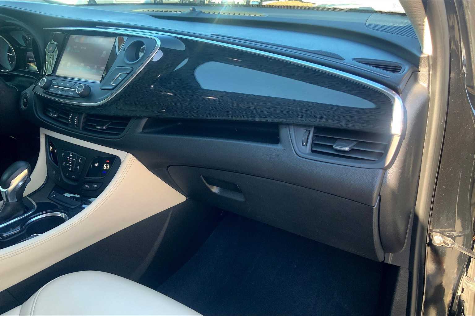 2017 Buick Envision Preferred photo 16