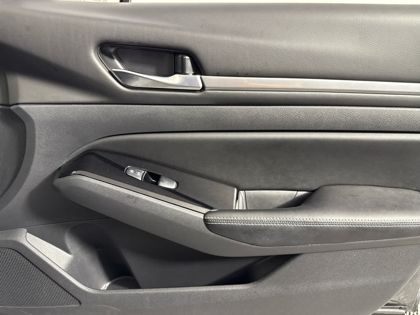 2023 Nissan Altima 2.5 SV photo 22