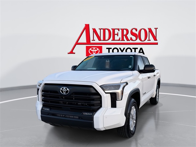 2023 Toyota Tundra SR5's photo