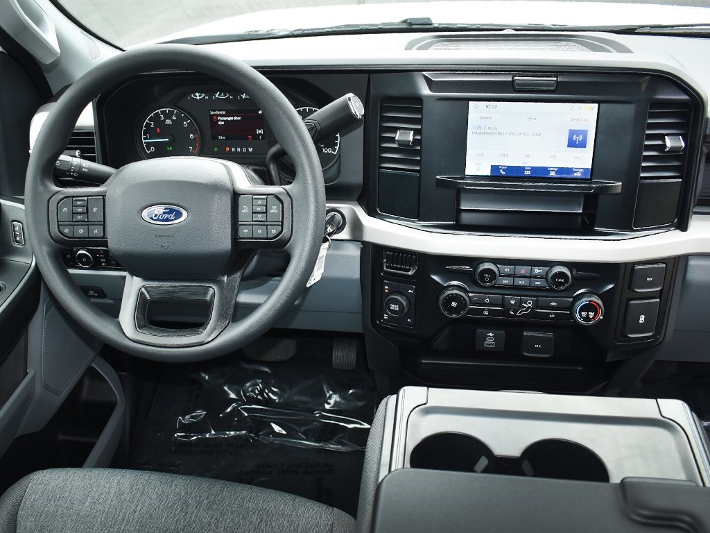 2025 Ford F-350 XL photo 13