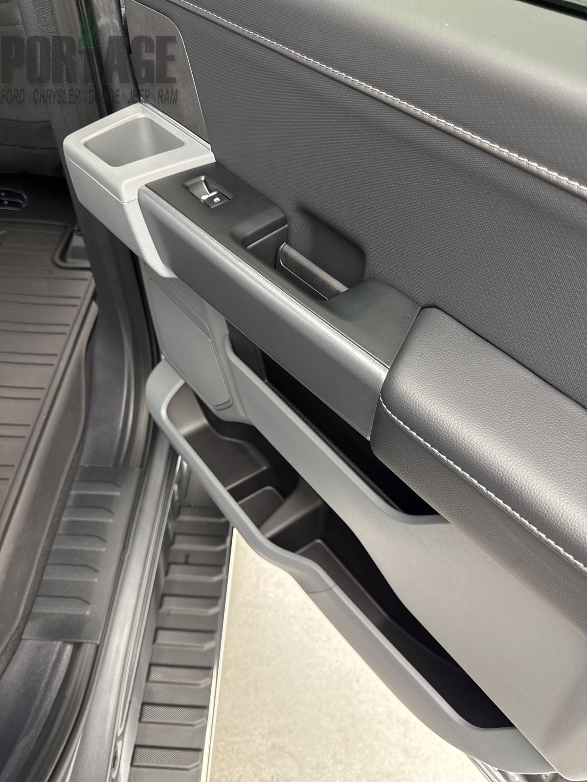 2025 Ford F-150 XLT photo 36