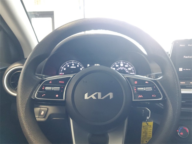 2023 Kia Forte LXS photo 10