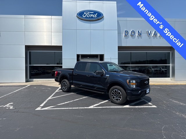 2023 Ford F-150 XL's photo