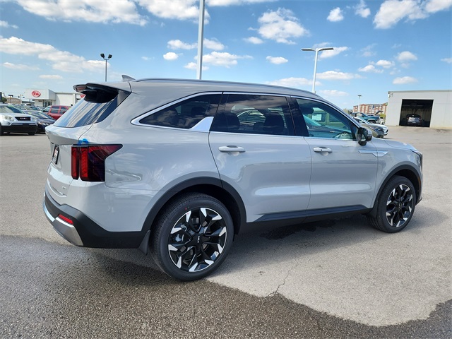 2026 Kia Sorento EX photo 2