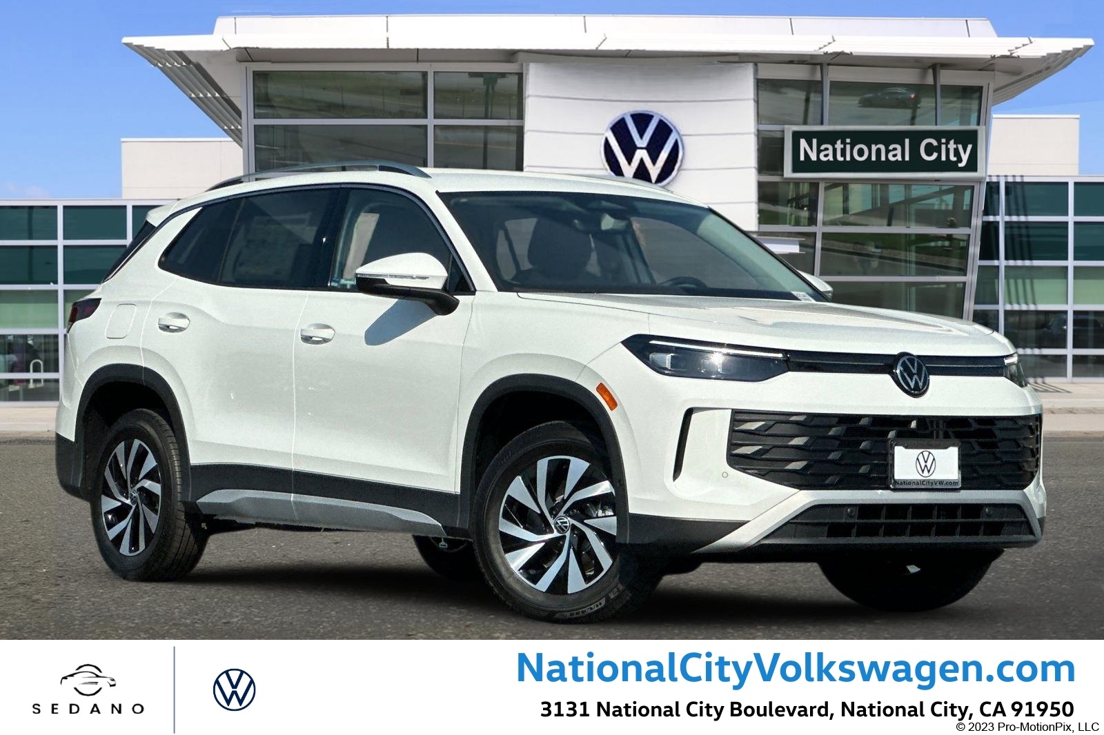 2025 Volkswagen Tiguan S's photo