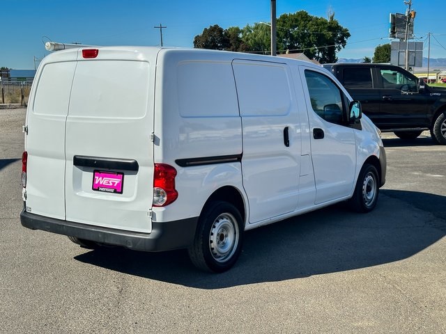 2019 Nissan NV200 S photo 6