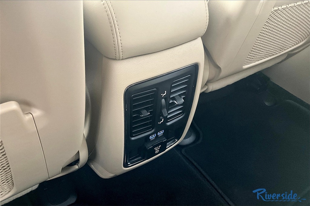 2020 Jeep Grand Cherokee Limited photo 10