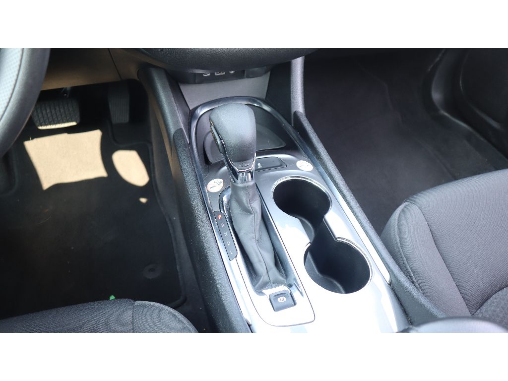 2022 Chevrolet Malibu 1LT photo 21