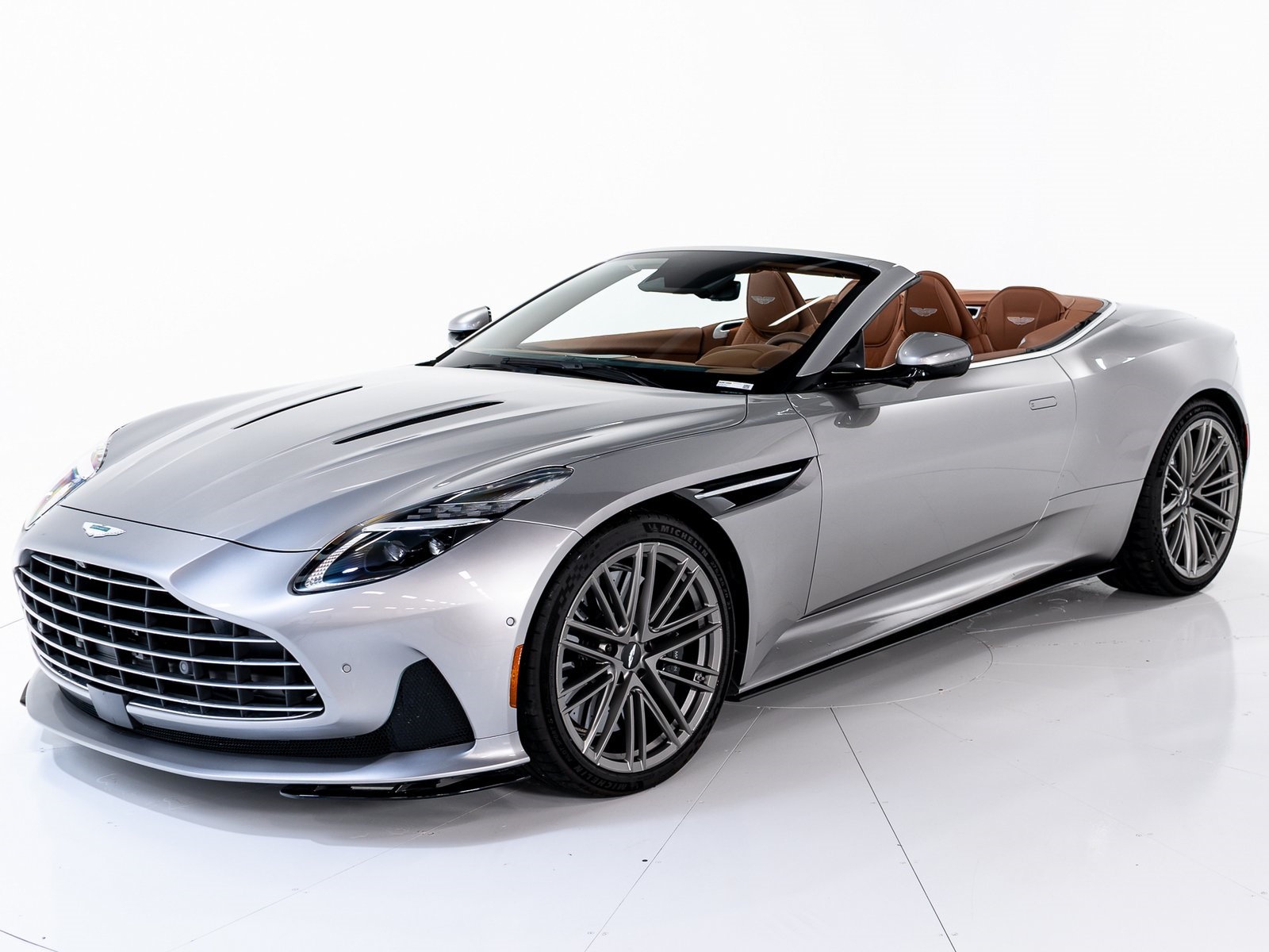 2024 Aston Martin DB12