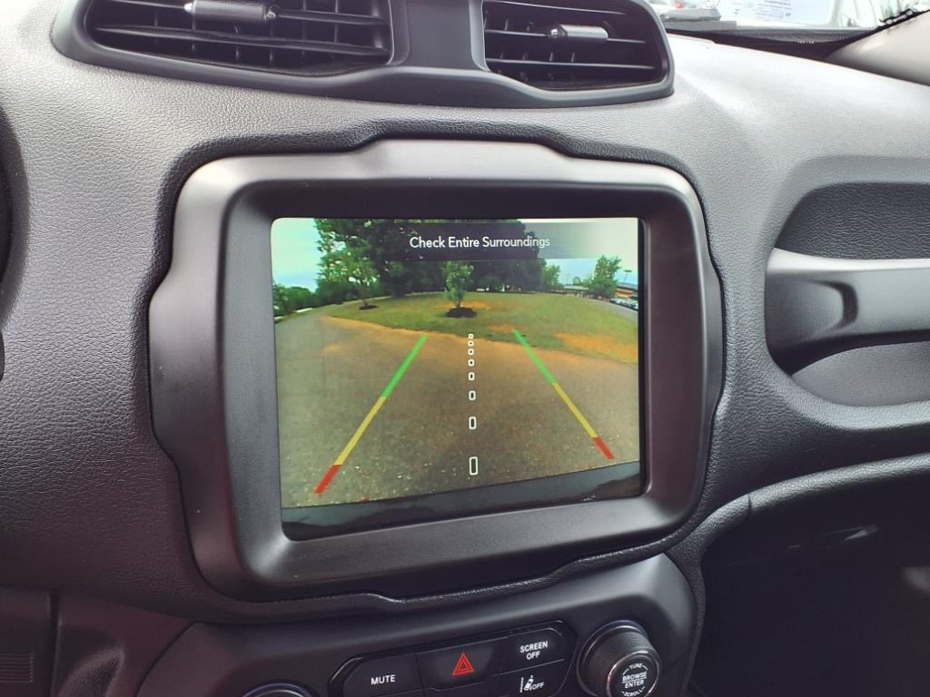 2023 Jeep Renegade Trailhawk photo 8