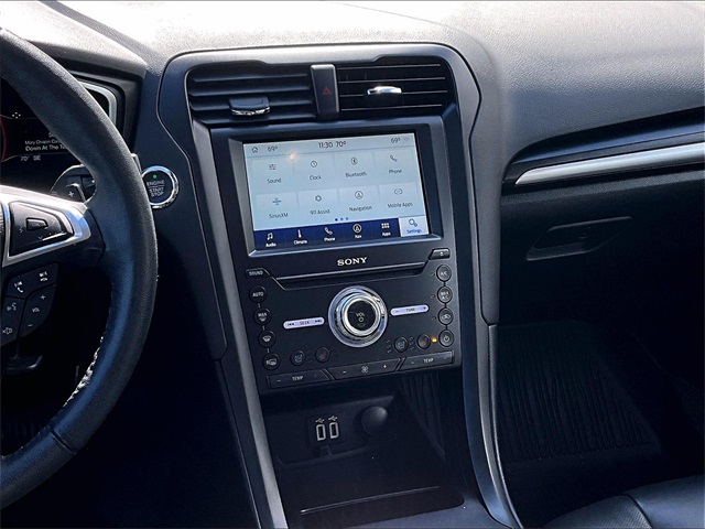 2020 Ford Fusion Titanium photo 6