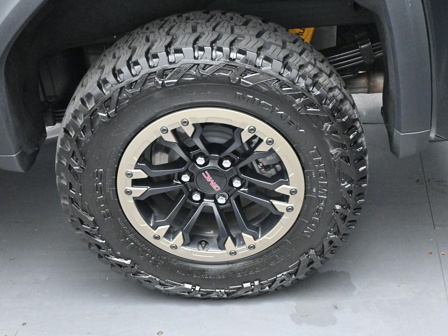 2024 Gmc Sierra 1500 AT4X photo 35