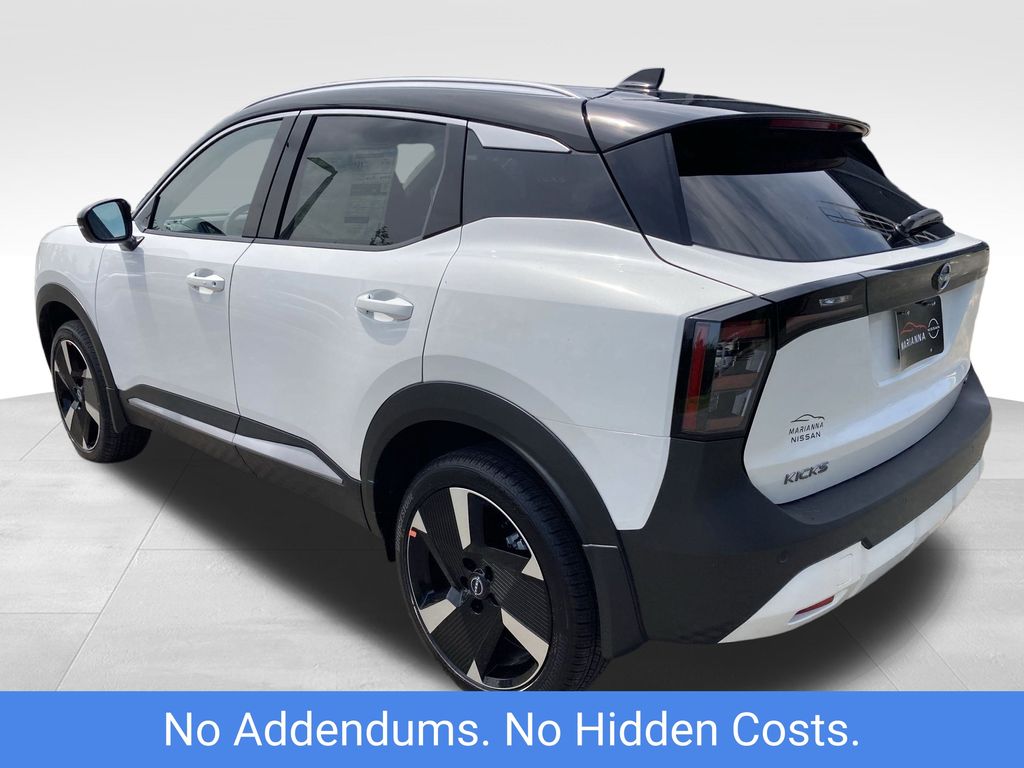 2025 Nissan Kicks SR photo 4