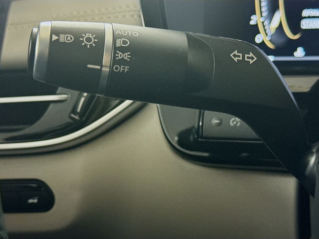 2026 Infiniti QX60 Luxe photo 12