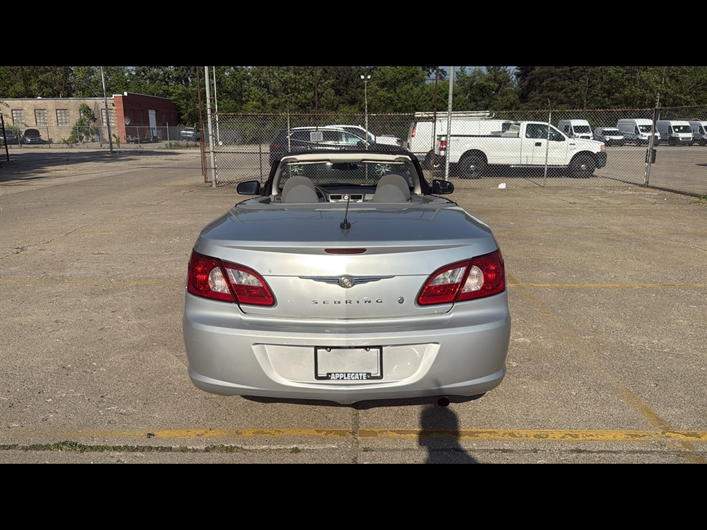 2008 Chrysler Sebring LX photo 22