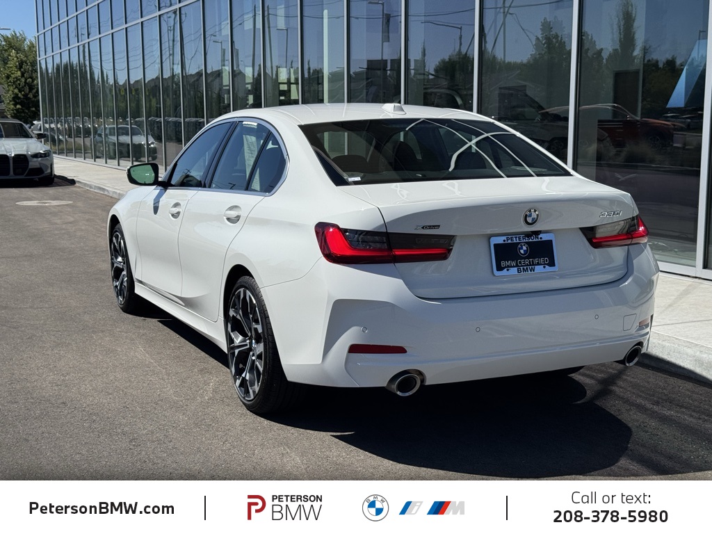 2025 Bmw 330i photo 4