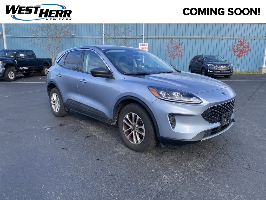 2022 Ford Escape SE's photo