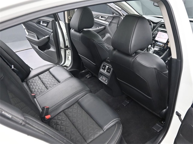 2021 Nissan Maxima Platinum photo 19