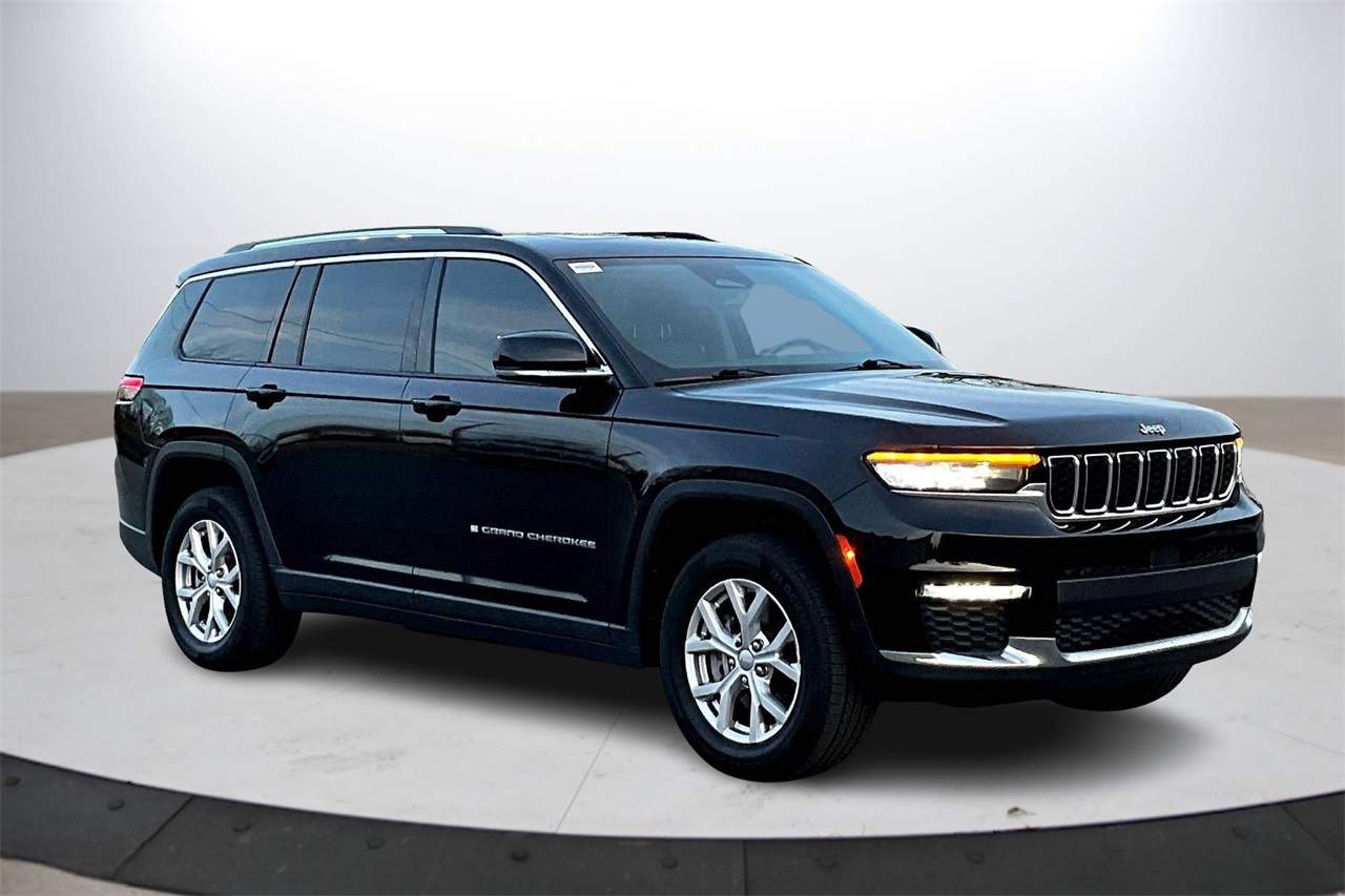 2021 Jeep Grand Cherokee Limited photo 2