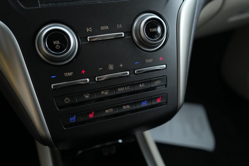 2016 Lincoln MKC Reserve photo 18