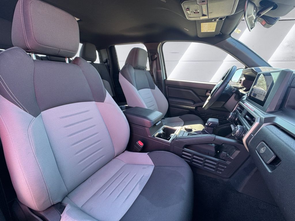 2024 Toyota Tacoma TRD Sport photo 14