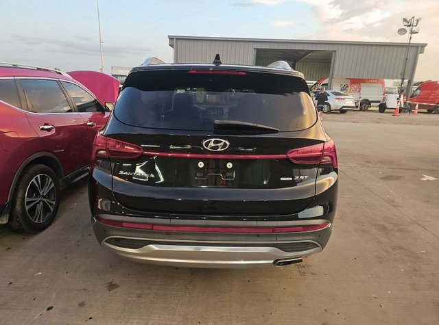 2023 Hyundai Santa Fe Limited photo 2