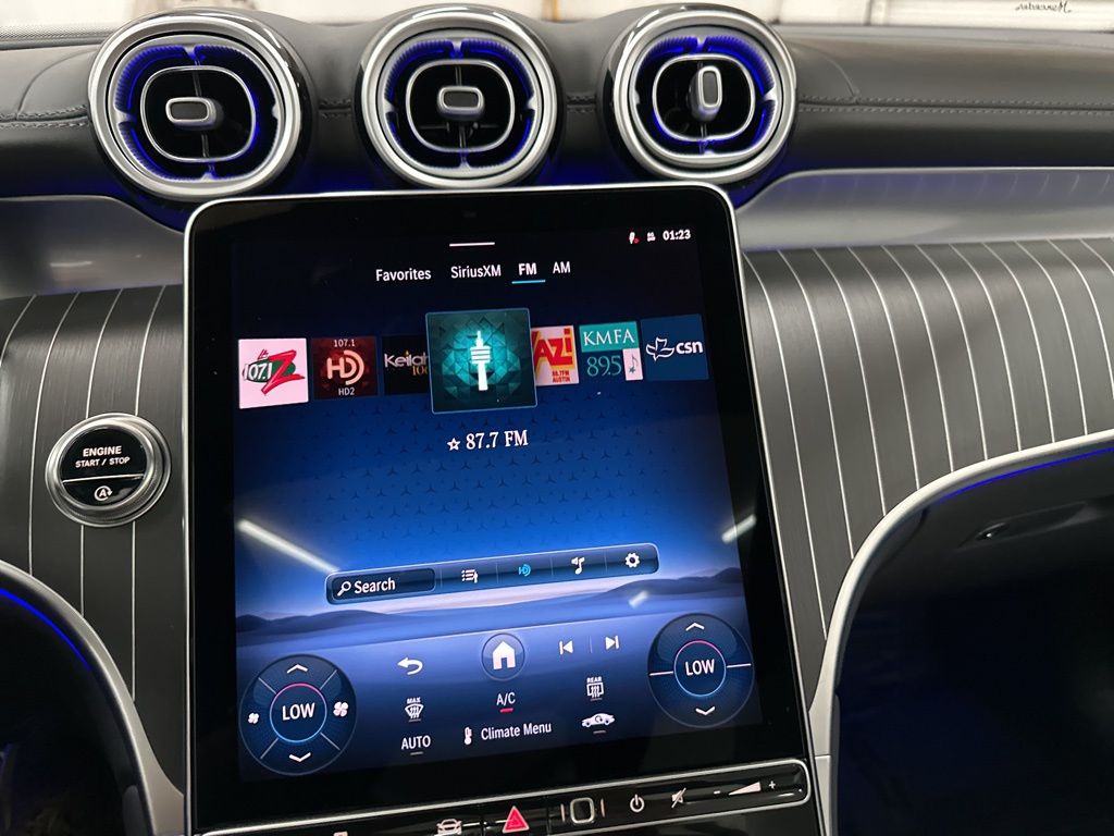 2026 Mercedes Benz GLC 300 photo 11