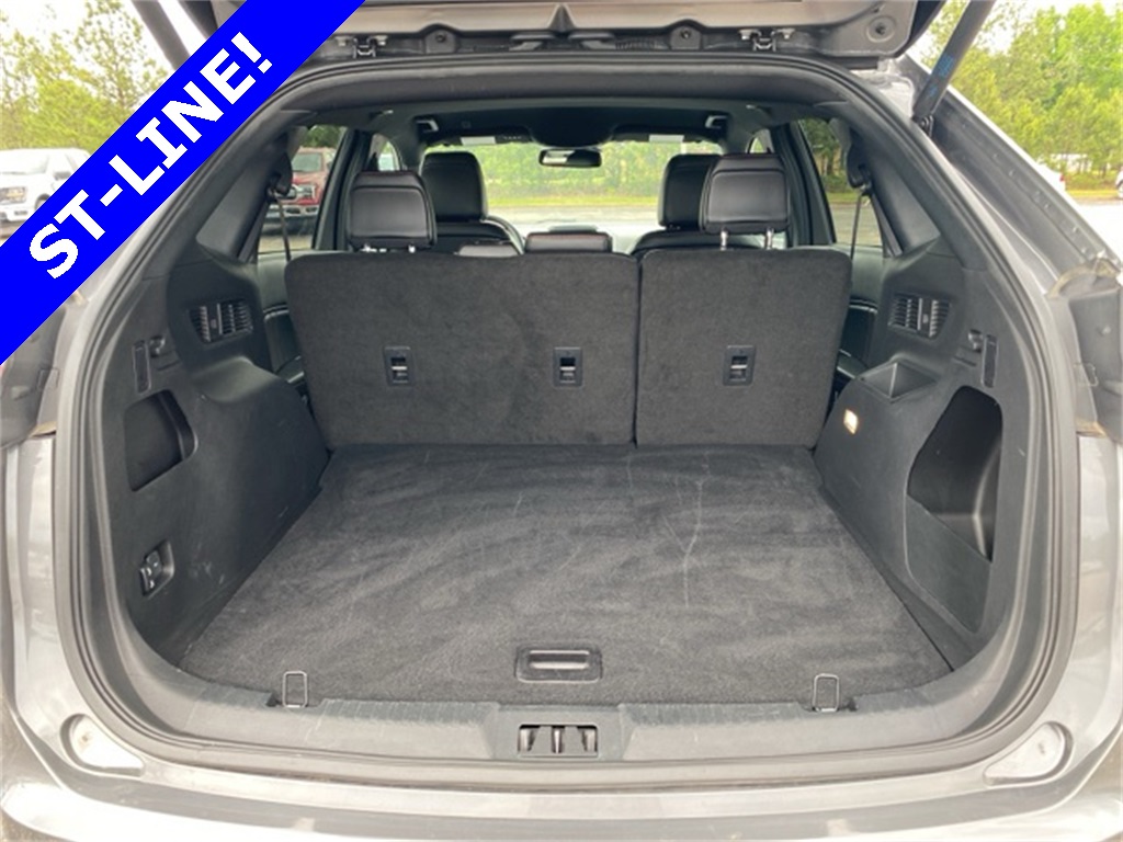 2024 Ford Edge ST photo 17