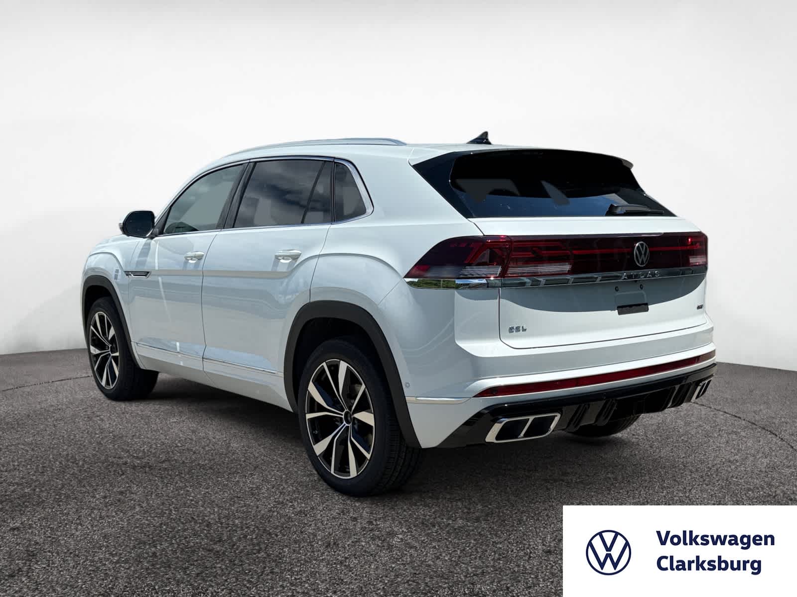 2025 Volkswagen Atlas Cross Sport SEL Premium R-Line photo 3