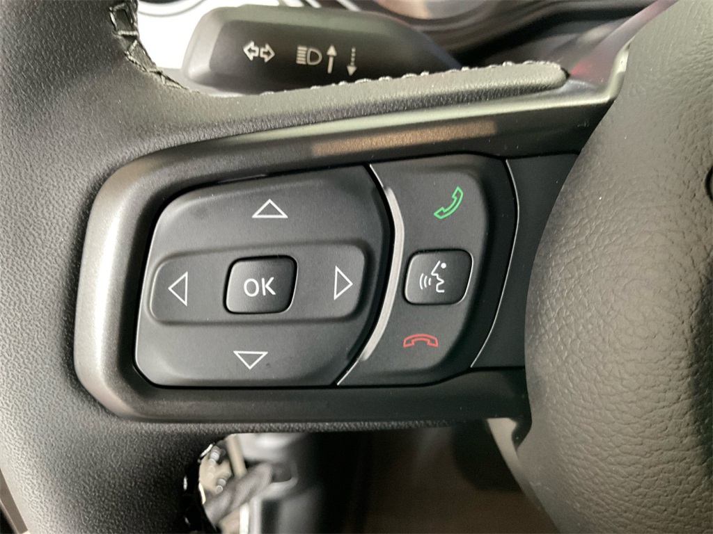 2025 Jeep Gladiator Sport S photo 30