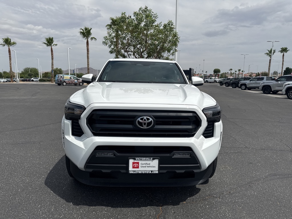 2024 Toyota Tacoma SR5 photo 3