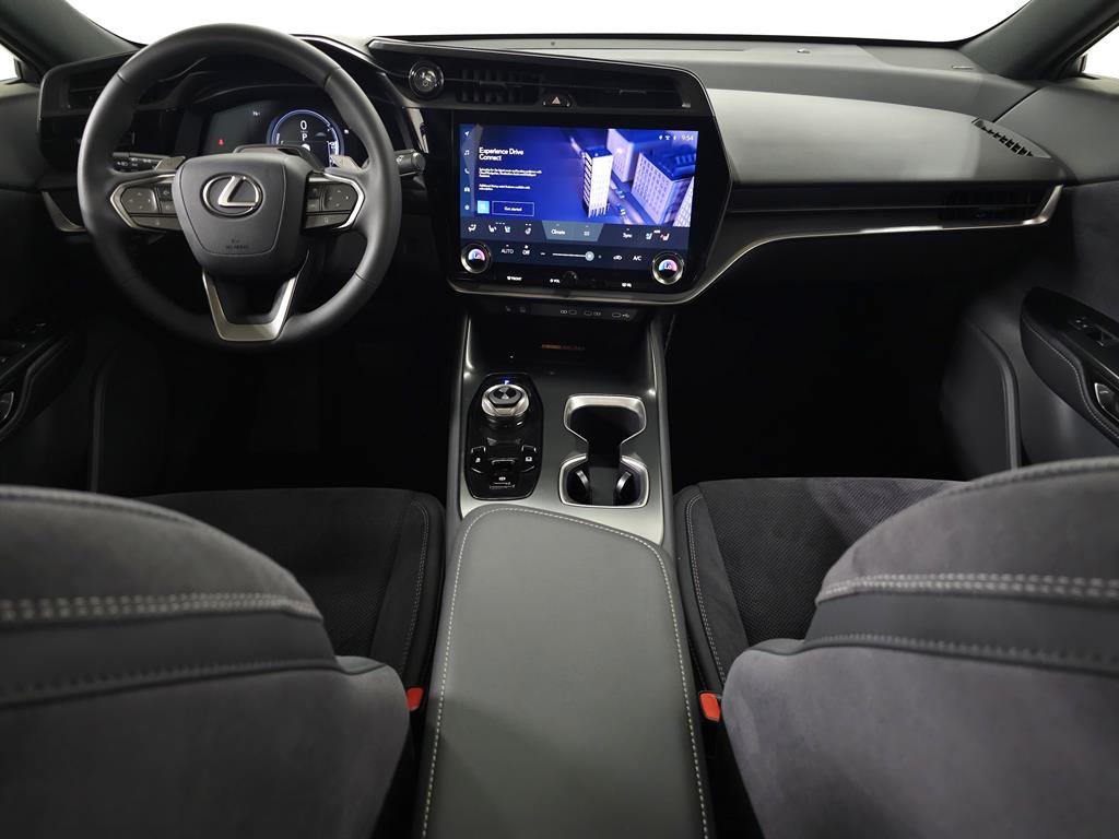 2023 Lexus RZ 450e photo 14
