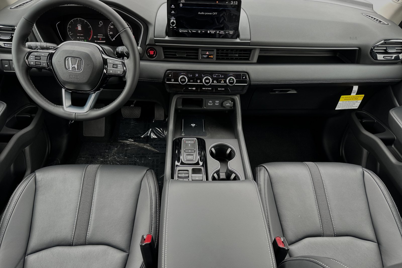 2025 Honda Pilot Touring photo 11