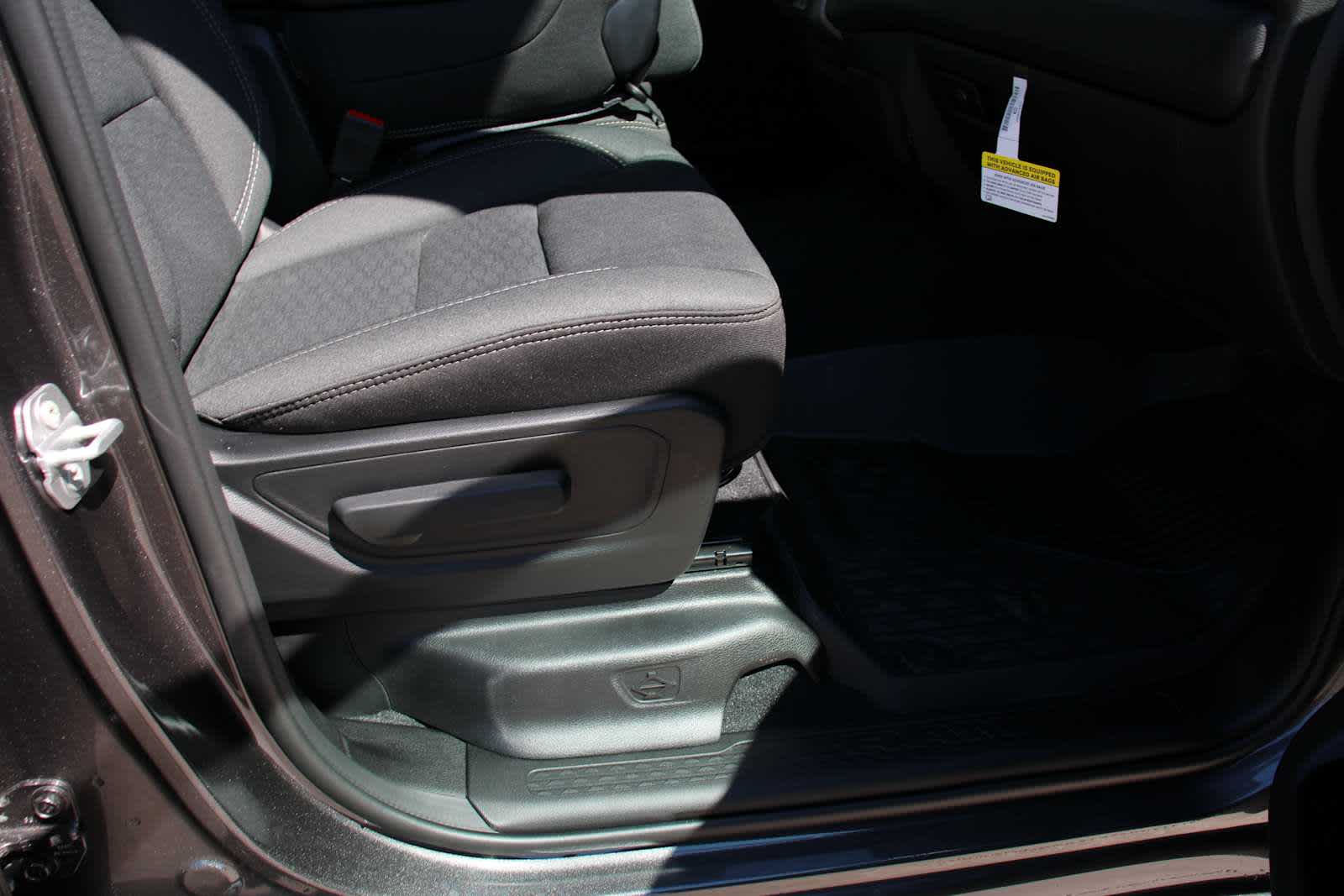 2025 Ram 1500 Tradesman photo 37
