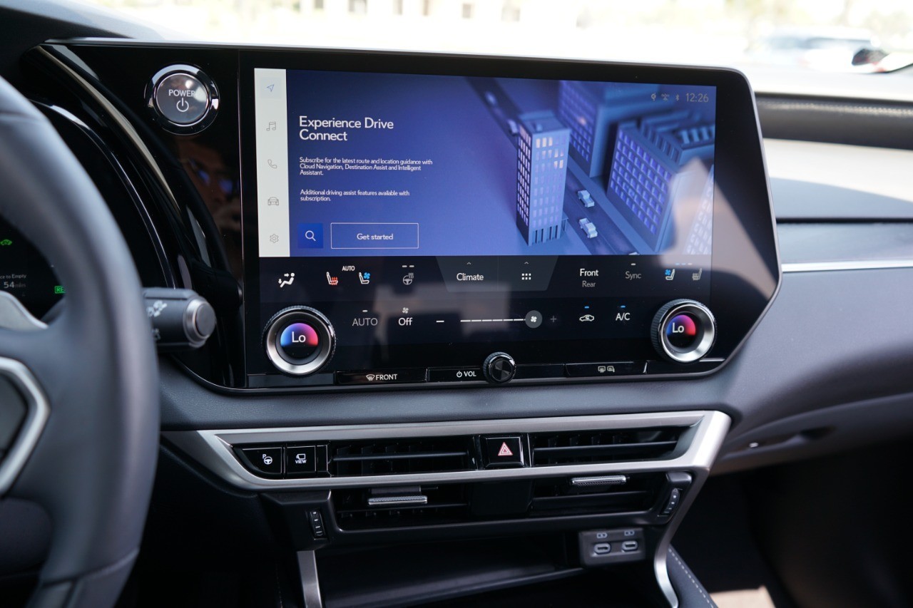 2023 Lexus RX 350h Luxury photo 14