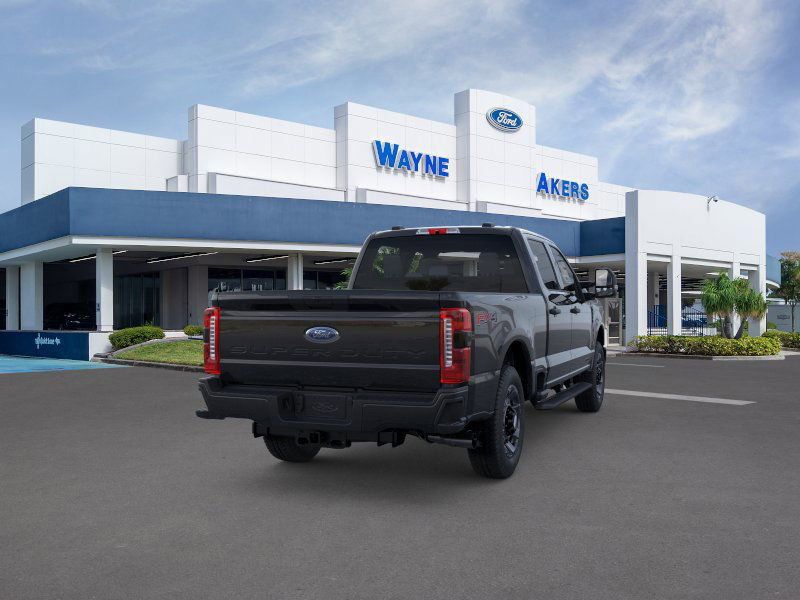 2026 Ford F-350 photo 8