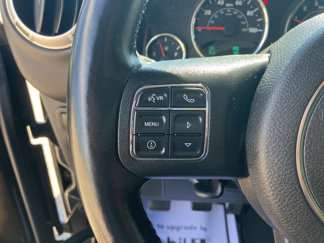 2015 Jeep Wrangler Unlimited Rubicon photo 21