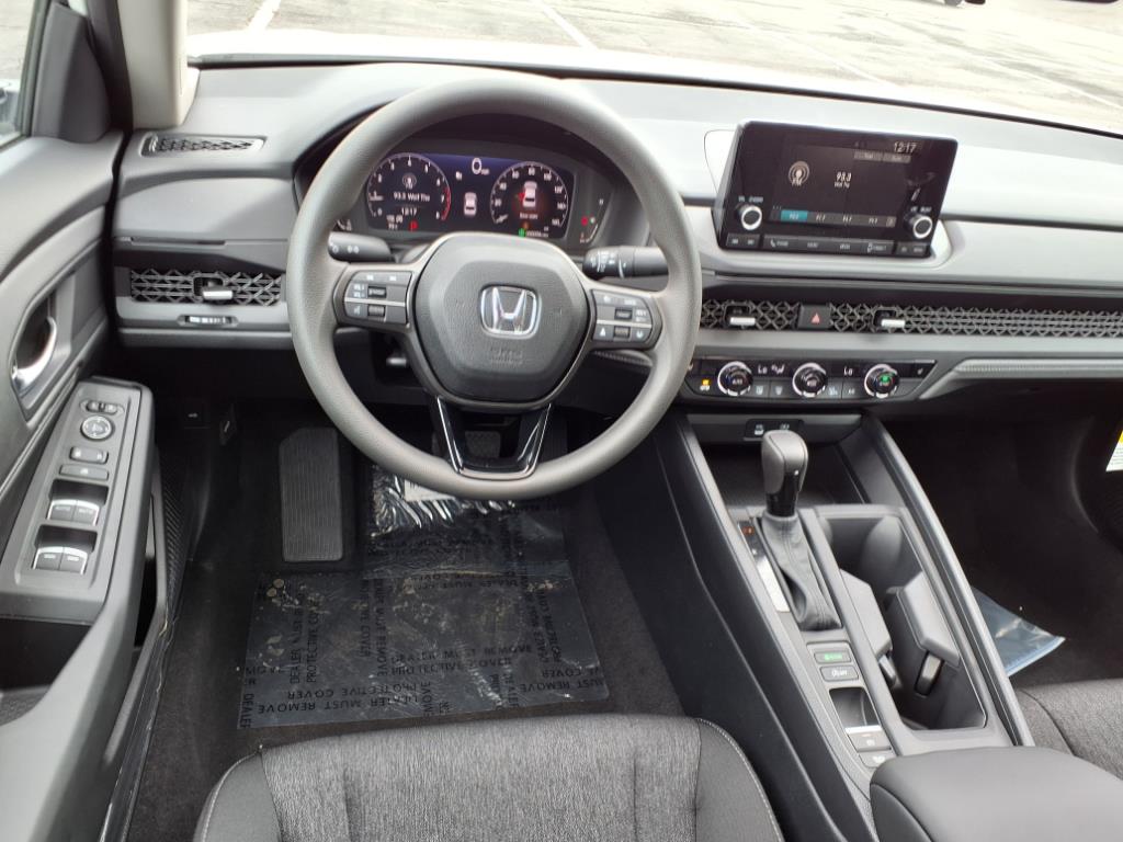 2025 Honda Accord SE photo 6