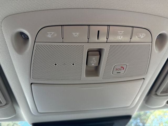 2023 Nissan Armada SL photo 40