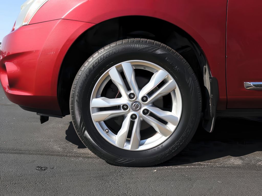 2013 Nissan Rogue SV photo 8