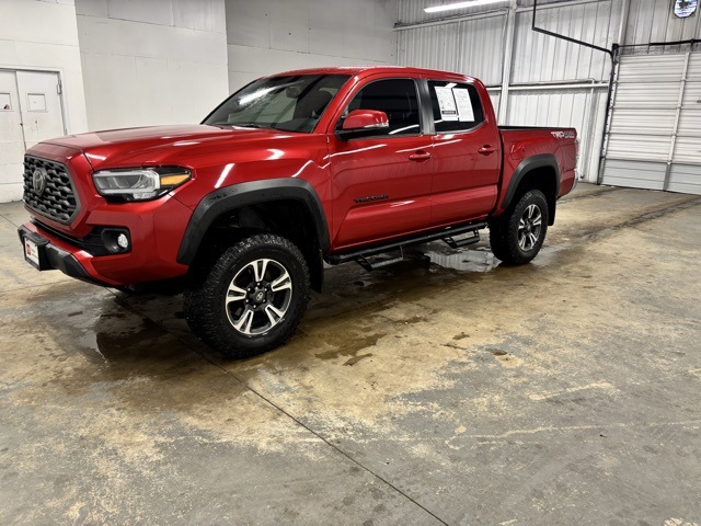 2022 Toyota Tacoma SR photo 3